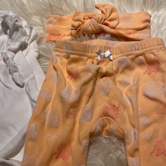 3/25$ Monkey Bars Seashell Squad 3 piece matching set headband onesie and pants - Picture 4 of 6